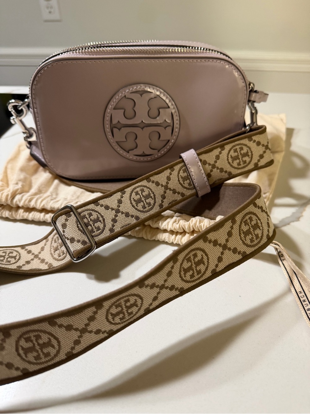 Tory Burch Leather Camera Bag in Blush with Logo Strap